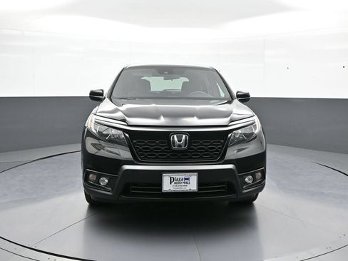 Used 2021 Honda Passport Sport image 2
