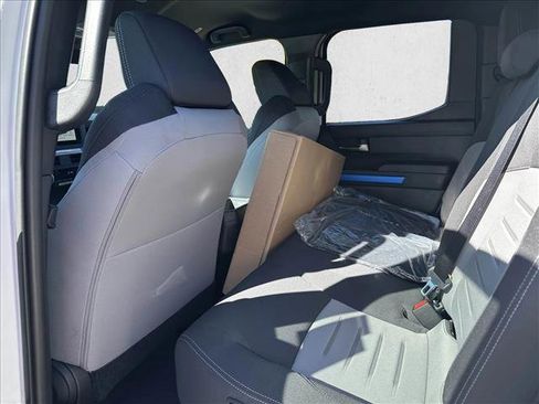 New 2025 Toyota Tacoma TRD Off-Road image 9