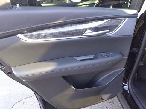 New 2025 Cadillac XT5 Sportv image 18