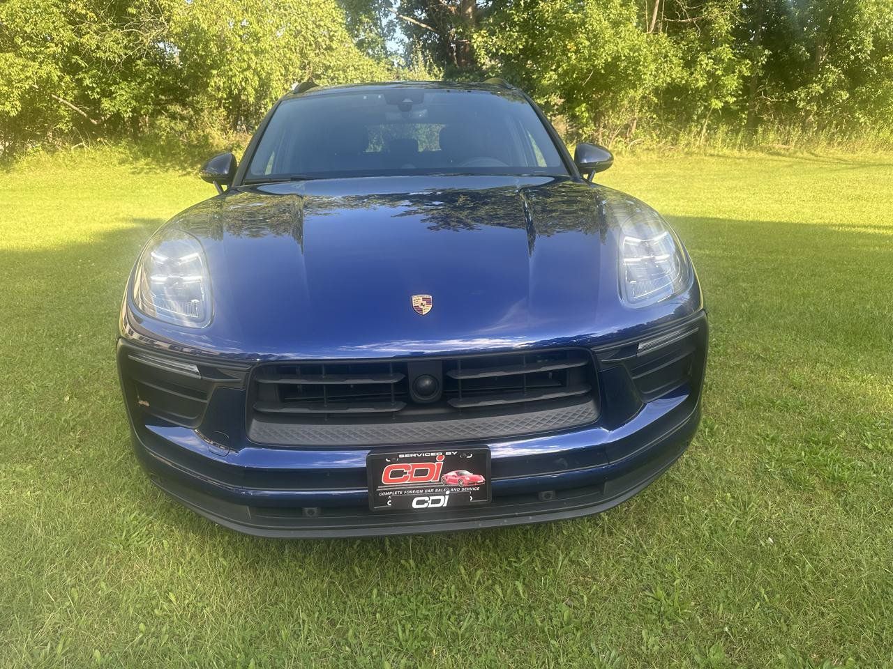 Used 2023 Porsche Macan AWD/4WD image 4
