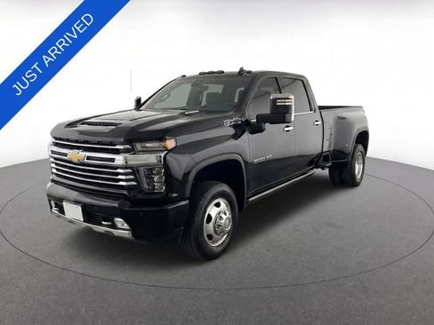 Used 2023 Chevrolet Silverado 3500 High Country AWD/4WD image 12