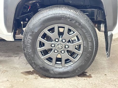 Used 2025 Toyota 4Runner SR5 image 49