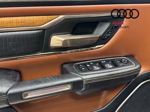 Used 2019 RAM 1500 Limited w/ Body Color Bumper Group AWD/4WD image 28
