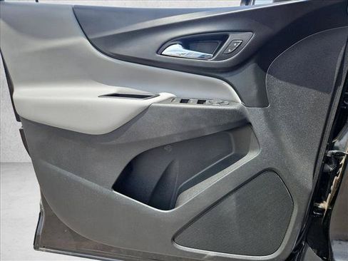Certified 2019 Chevrolet Equinox LS FWD image 11