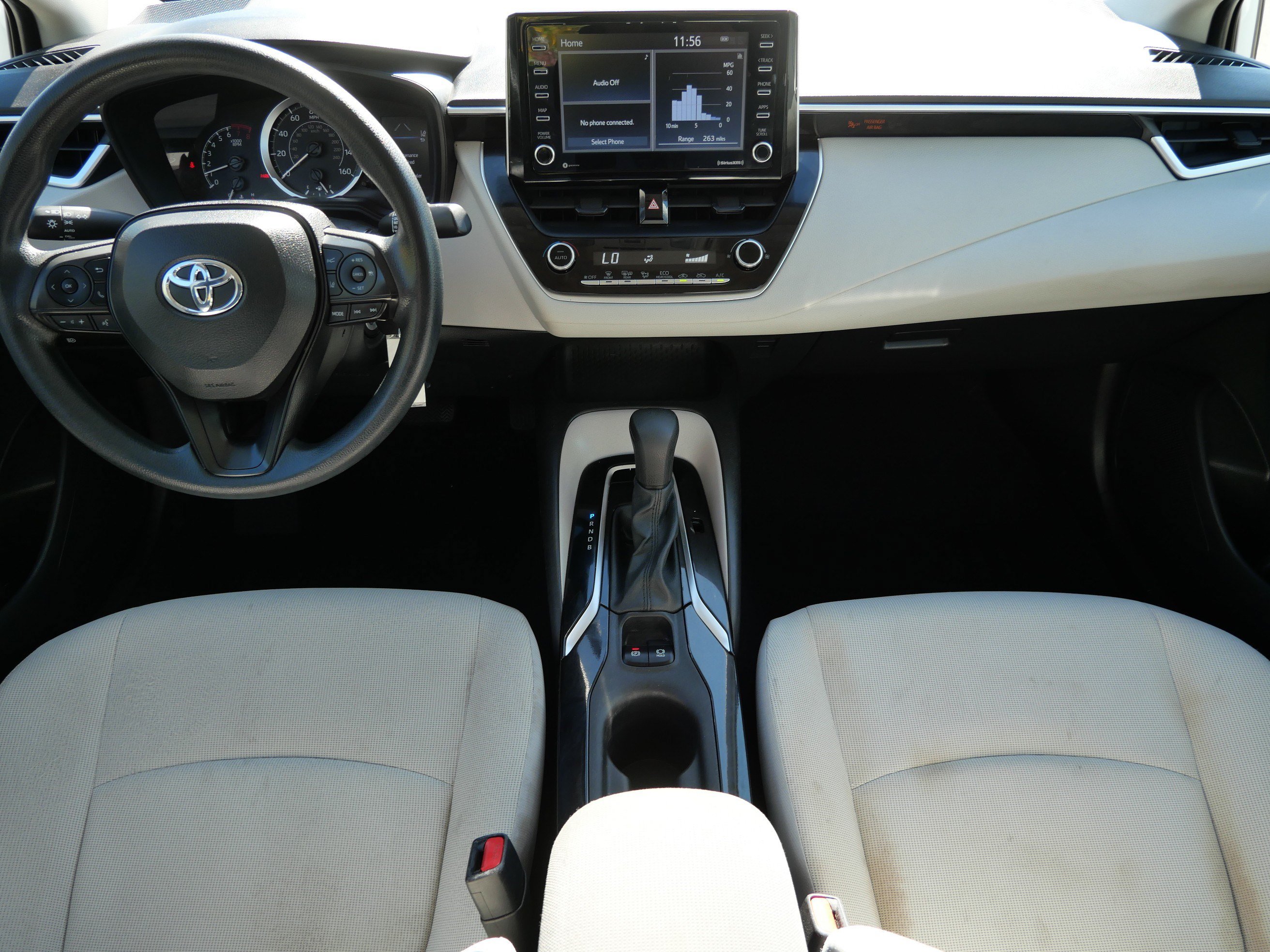 Used 2021 Toyota Corolla LE FWD image 10