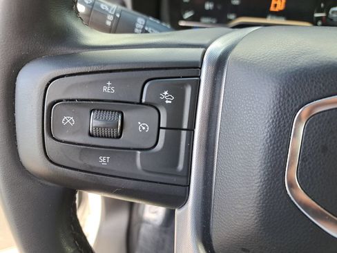 Used 2023 GMC Yukon SLT image 18