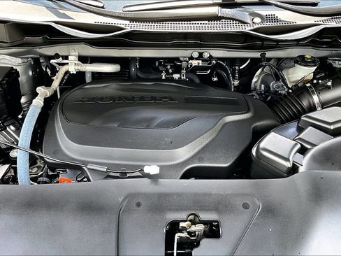 Used 2024 Honda Odyssey Elite image 24