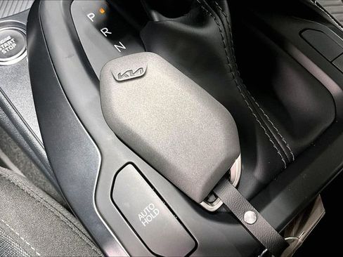 New 2025 Kia K4 LXS image 31