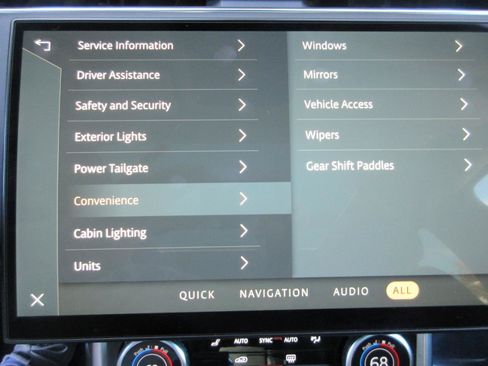 Used 2023 Land Rover Range Rover SE AWD/4WD image 73
