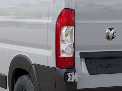 New 2026 RAM ProMaster 2500 w/ Premium Convenience Group FWD image 9