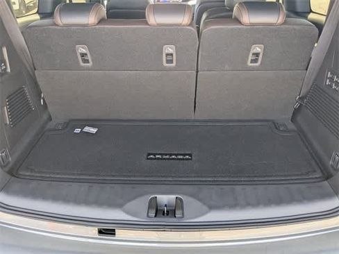 New 2025 Nissan Armada SL w/ Captain's Chari Seat Package image 11