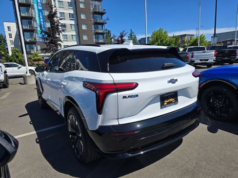 New 2024 Chevrolet Blazer EV RS image 5