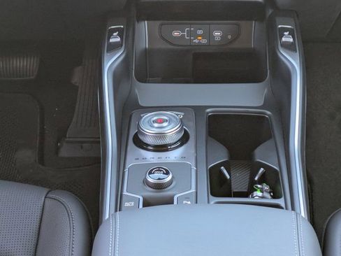 Used 2025 Kia Sorento EX image 20