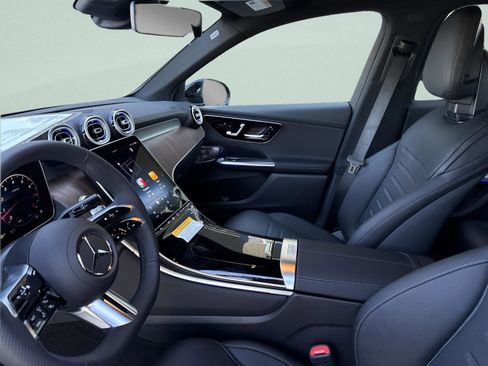 Certified 2026 Mercedes-Benz GLC 300 image 21