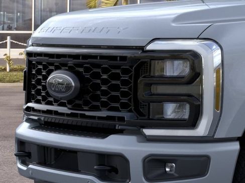 New 2026 Ford F250 Lariat w/ Black Appearance Package AWD/4WD image 41