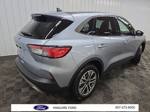 Used 2022 Ford Escape SEL image 13