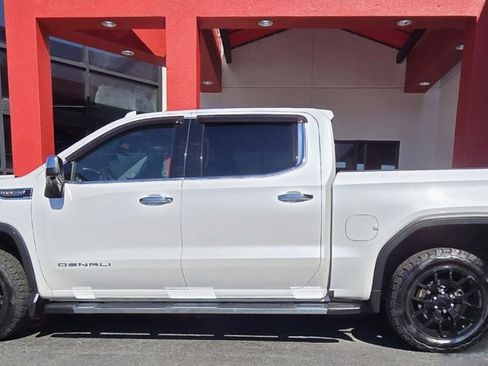Used 2021 GMC Sierra 1500 Denali image 5