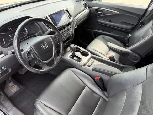 Used 2018 Honda Ridgeline RTL-T image 12