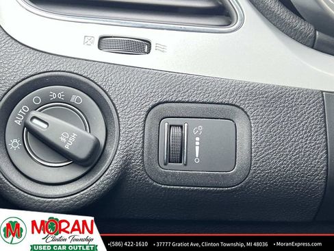 Used 2018 Dodge Journey GT image 25