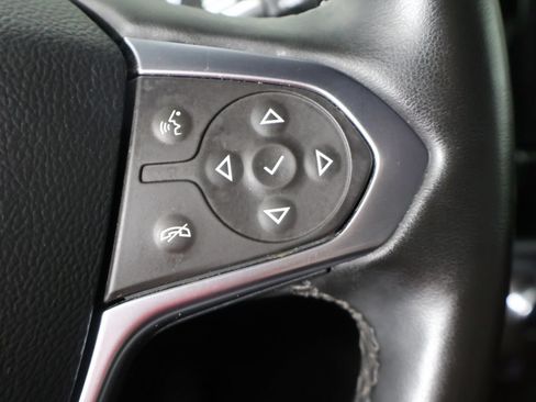 Used 2023 Chevrolet Traverse Premier AWD/4WD image 48