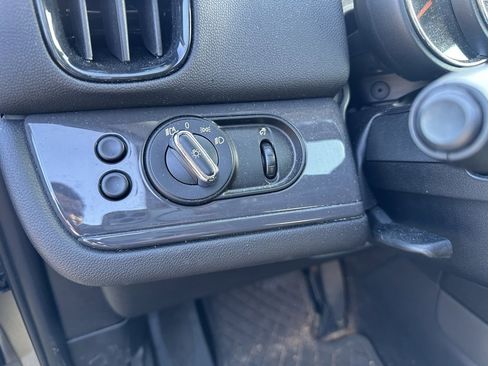 Used 2018 MINI Cooper Countryman ALL4 w/ Technology Package image 16