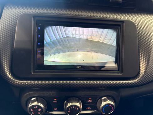 Used 2019 Nissan Kicks S FWD image 27