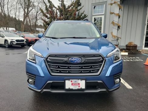 Certified 2023 Subaru Forester Premium image 9