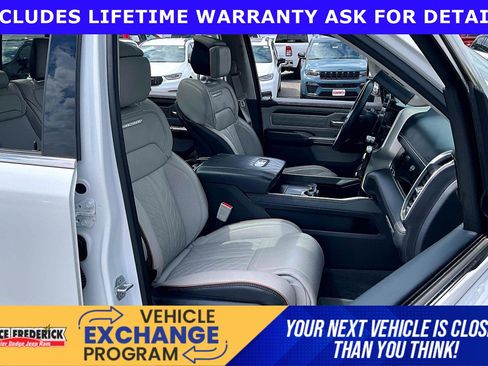 Used 2025 RAM 1500 Tungsten w/ Towing Technology Group AWD/4WD image 7