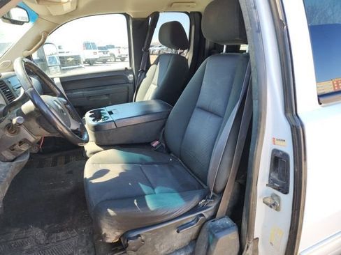 Used 2011 Chevrolet Silverado 3500 LT image 17