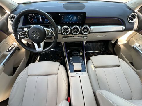 Used 2023 Mercedes-Benz GLB 250 4MATIC image 13