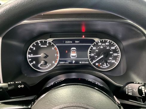 Used 2023 Nissan Rogue SV AWD/4WD image 25
