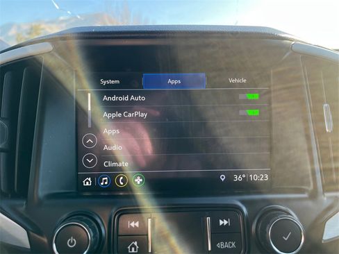 Used 2019 GMC Terrain SLT w/ Preferred Package image 23