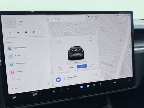 Used 2023 Tesla Model X Plaid image 65