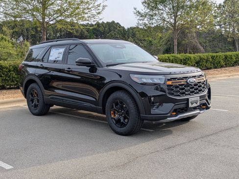 New 2026 Ford Explorer Tremor AWD/4WD image 2