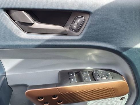 Used 2024 Ford Maverick Lariat w/ 4K Tow Package image 17