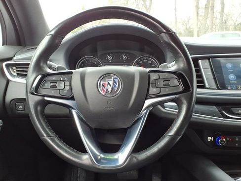 Used 2023 Buick Enclave Essence AWD/4WD image 40