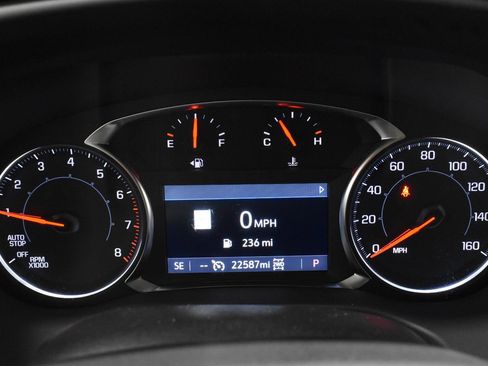 Used 2023 GMC Acadia SLT w/ Preferred Package image 25