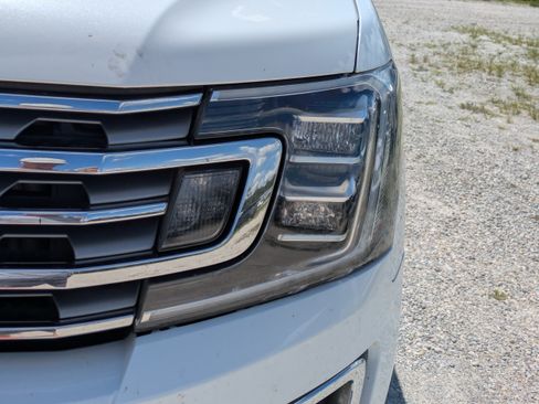 Used 2021 Ford Expedition Limited RWD image 10