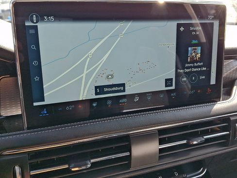 Certified 2023 Lincoln Corsair Reserve w/ Equipment Group 202A AWD/4WD image 17