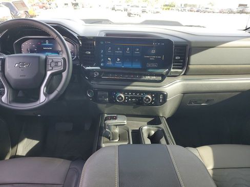 Used 2024 Chevrolet Silverado 1500 ZR2 w/ Technology Package image 10