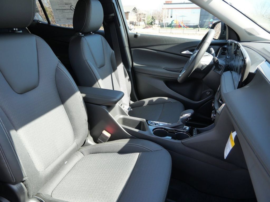 New 2026 Buick Encore GX Preferred w/ Advanced Technology Package AWD/4WD image 23