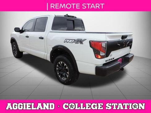 Used 2023 Nissan Titan PRO-4X AWD/4WD image 6