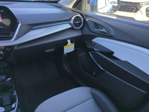 New 2026 Chevrolet Trax LT w/ LT Convenience Package image 15