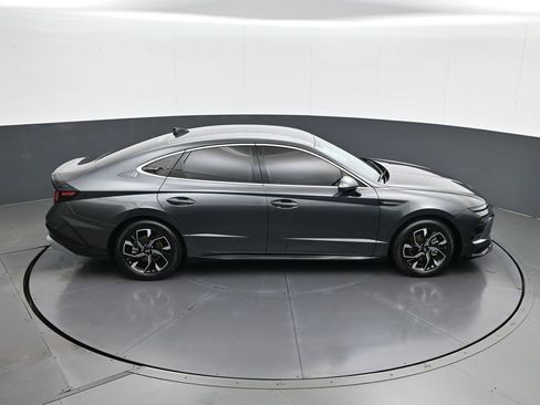 Certified 2024 Hyundai Sonata SEL image 16