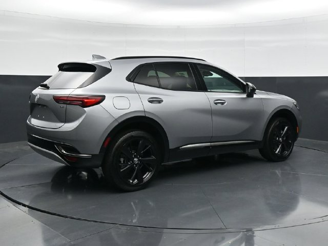 Used 2023 Buick Envision Essence w/ Technology Package I AWD/4WD image 2