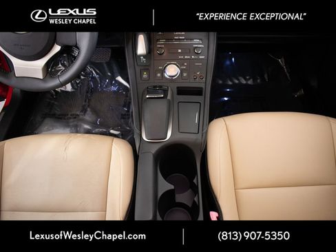 Used 2015 Lexus CT 200h w/ Navigation Package FWD image 29
