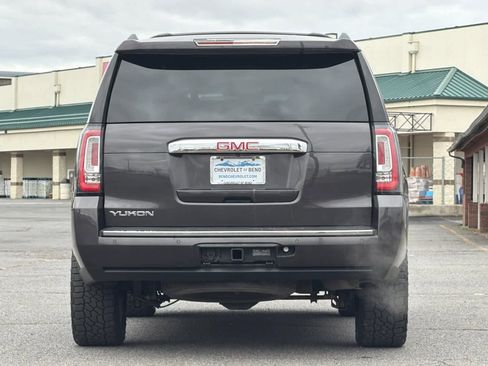 Used 2017 GMC Yukon Denali w/ Open Road Package image 7