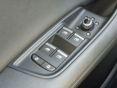 Used 2024 Audi Q7 2.0T Premium Plus AWD/4WD image 31
