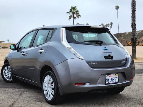 Used 2015 Nissan Leaf S w/ Charge Package image 3