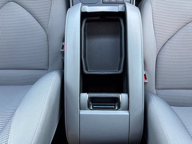Used 2022 Toyota Highlander LE AWD/4WD image 58